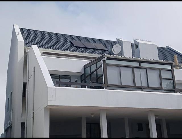 2 BEDROOM APARTMENT FOR SALE IN STILBAAI-WES